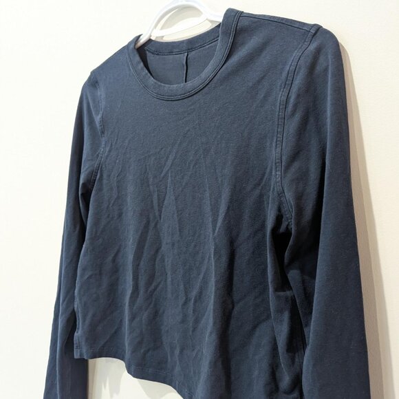 Lululemon Navy Hold Tight Straight-Hem Cropped Long-Sleeve Shirt Yoga Athleisure - Picture 4 of 8